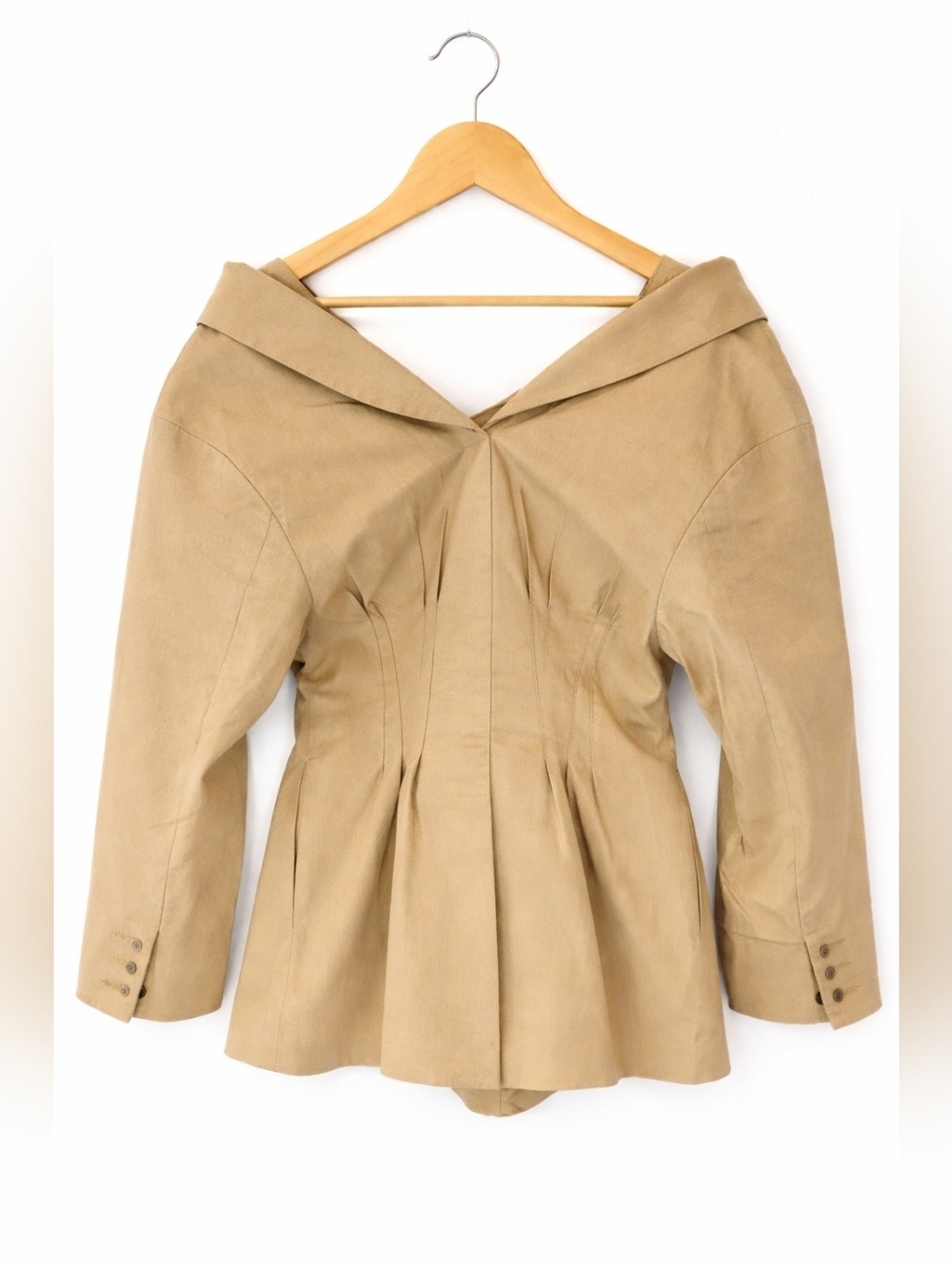 Rooms Shop Beige Women's Tailored Button-Front Top Size S/M - Picture 2 of 13